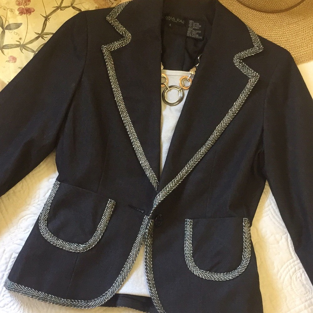 Donna Rae New York Denim Trim Blazer Size 4